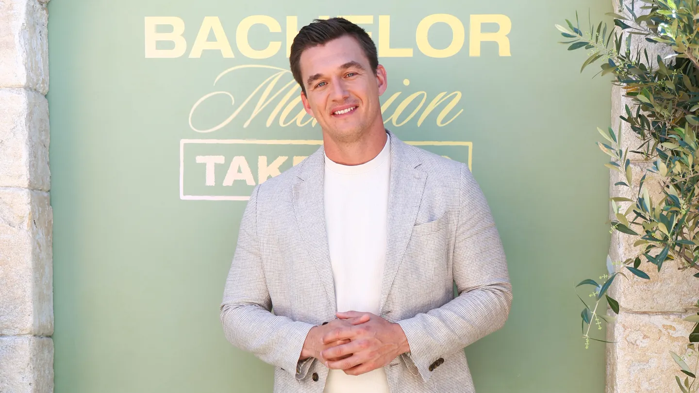 Tyler Cameron Reveals He’s Going to Be a Girl Dad on ‘Dancing With the Stars’