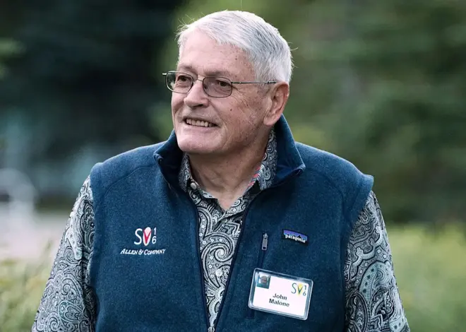 John Malone Predicts a Major Deal Between Skydance and Elon Musk’s SpaceX
