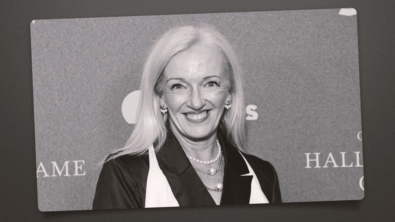 Linda Duncombe, Banking Executive and Film Producer, Dies at 55