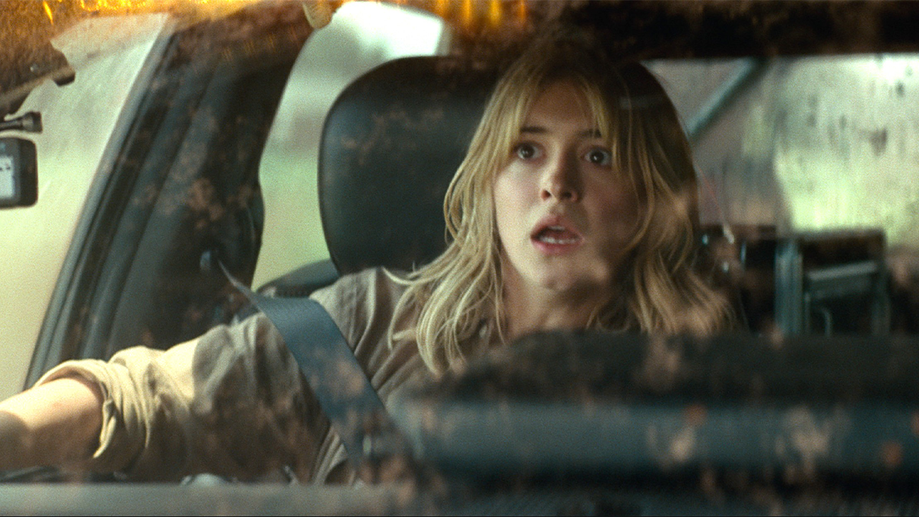 Daisy Edgar-Jones Reveals She Might Be “Slightly Deaf” in One Ear After Filming ‘Twisters’