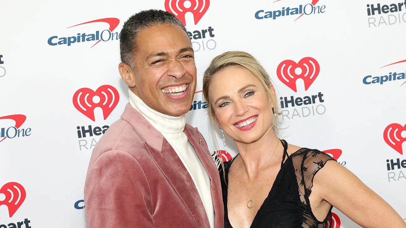 Amy Robach and T.J. Holmes Tie the Knot in Arkansas