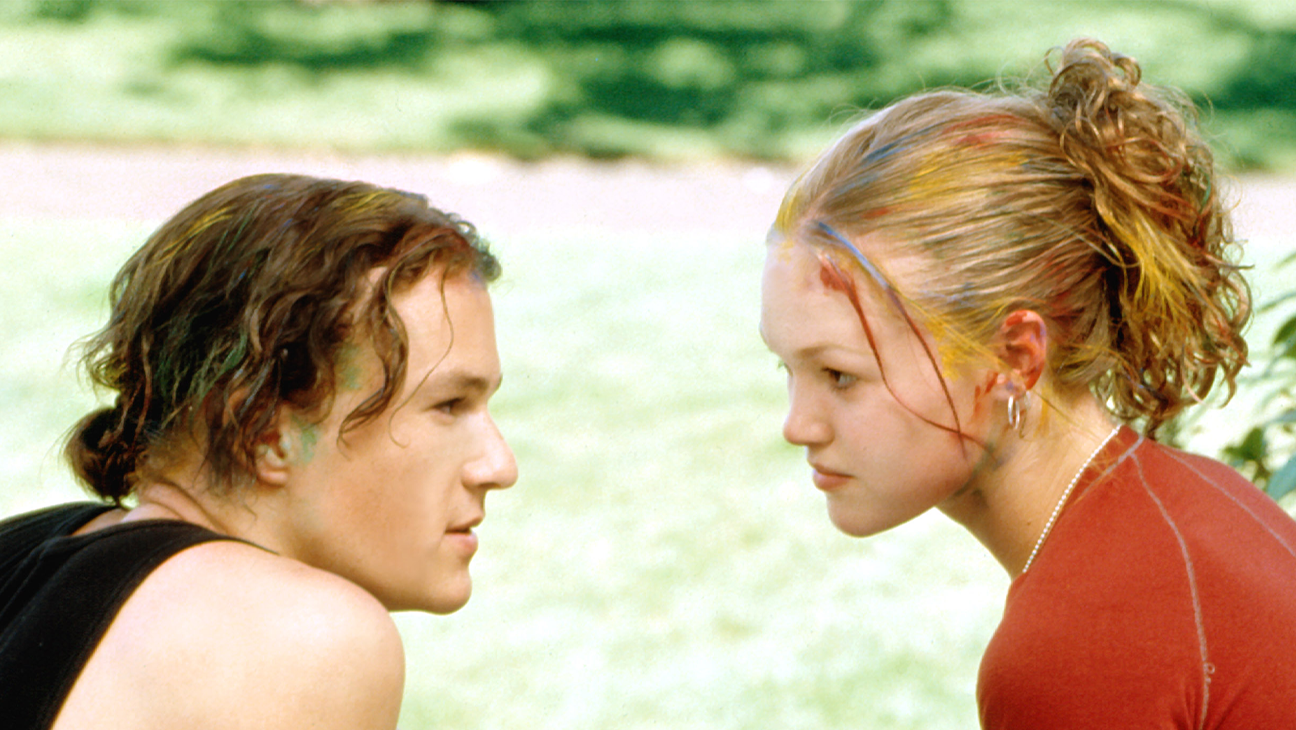 Julia Stiles Reunites With ’10 Things I Hate About You’ Cast to Honor Heath Ledger on ‘DWTS’