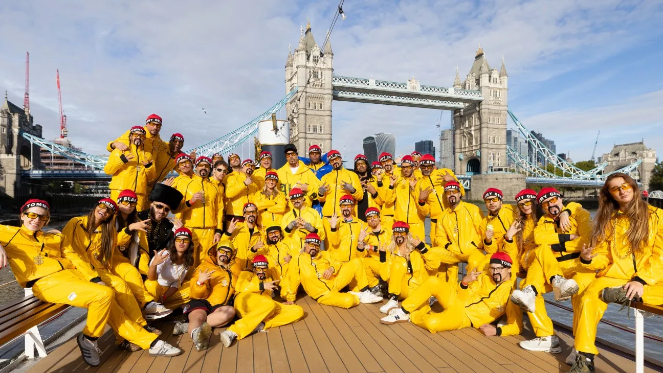Sacha Baron Cohen and 300 Ali G Look-Alikes Descend on London Ahead of New Movie ‘Who Iz I?’